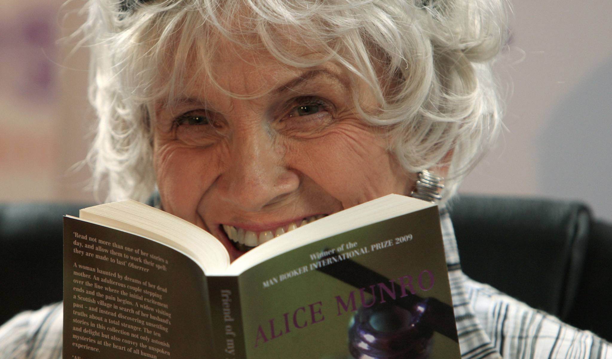 Alice reading Alice, © Getty Images